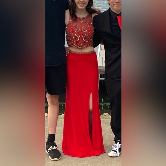 Prom Dress - Picture 3 of 3
